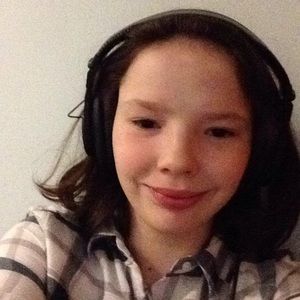 Meet your Posher, Valentina